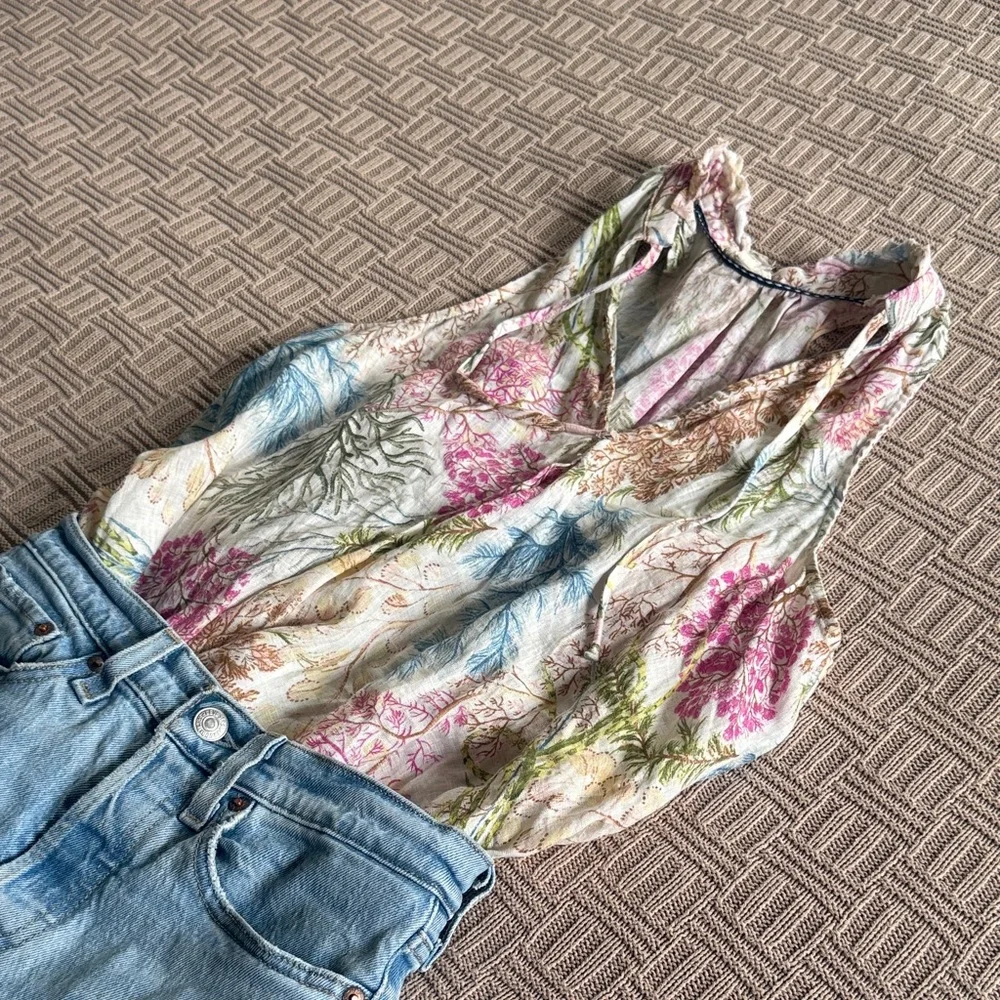 100% Linen Pilcro Floral V-Neck Sleeveless Top in Multi Colors - Picture 10 of 10